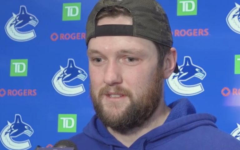 Read more about the article Canucks Demko Ready, Denies Wanting To Leave